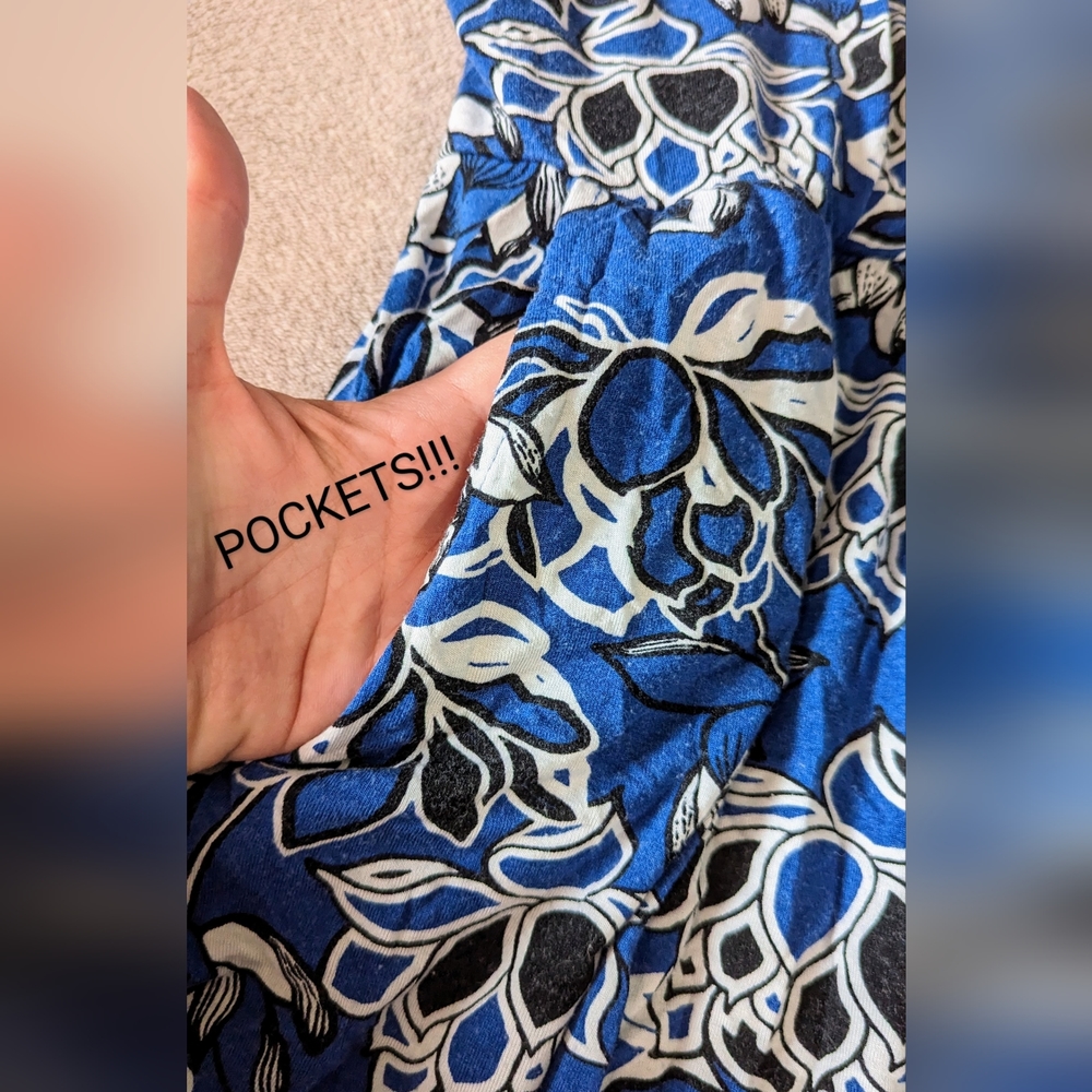 George brand, Med ladies dress w/pockets!! Cute blue with flower details - Picture 9 of 17